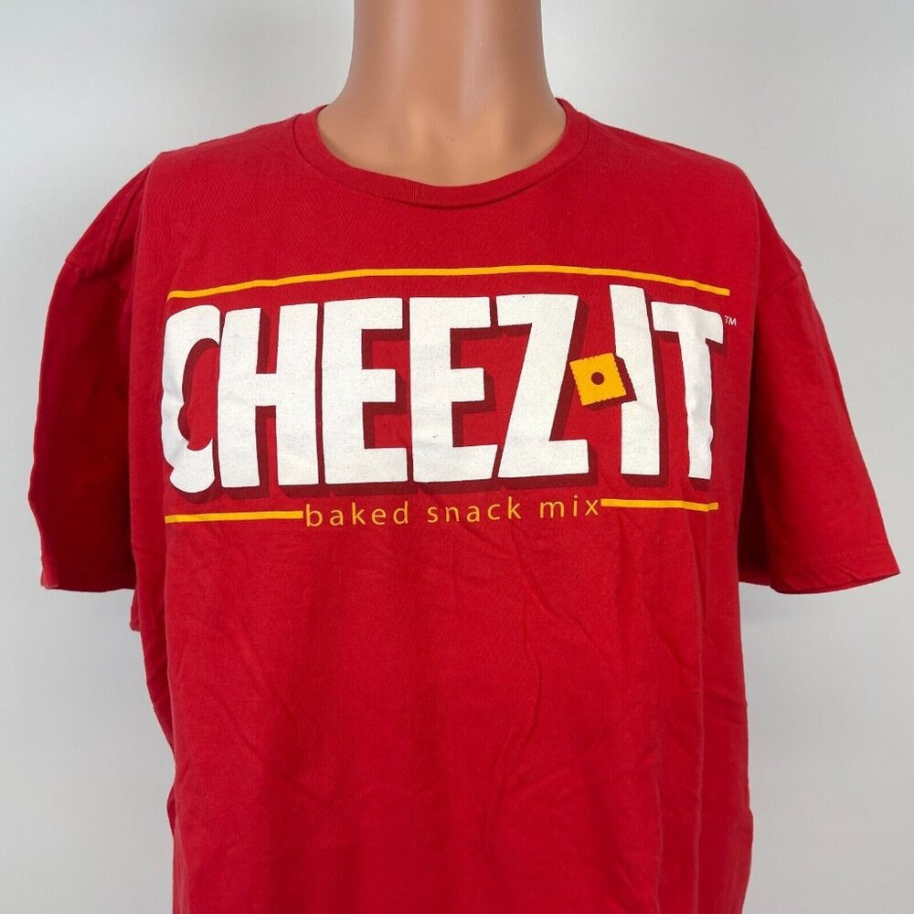 Kelloggs Cheez It Baked Snack Mix Official T Shirt Crackers Size 2XL - Picture 1 of 4